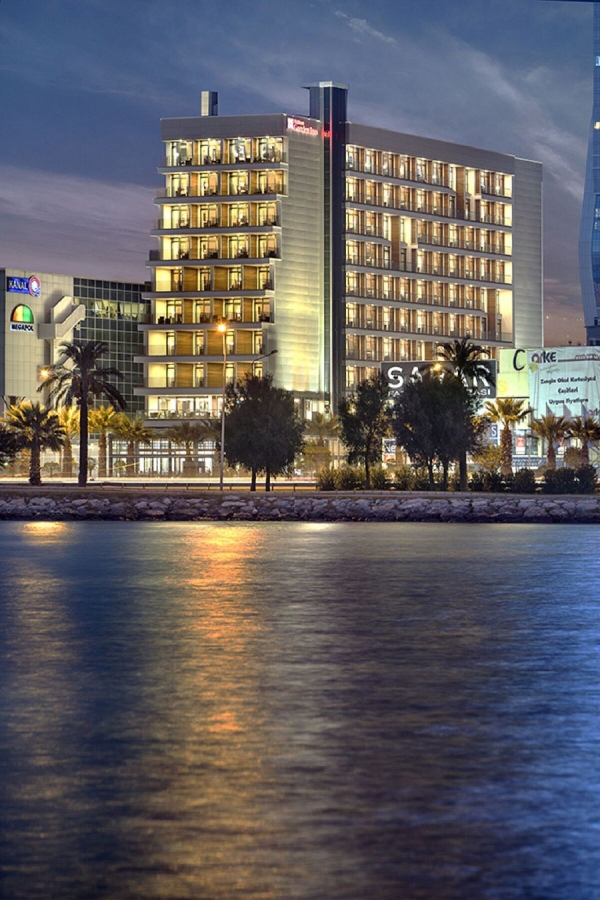 Hotel Hilton Garden Bayrakli