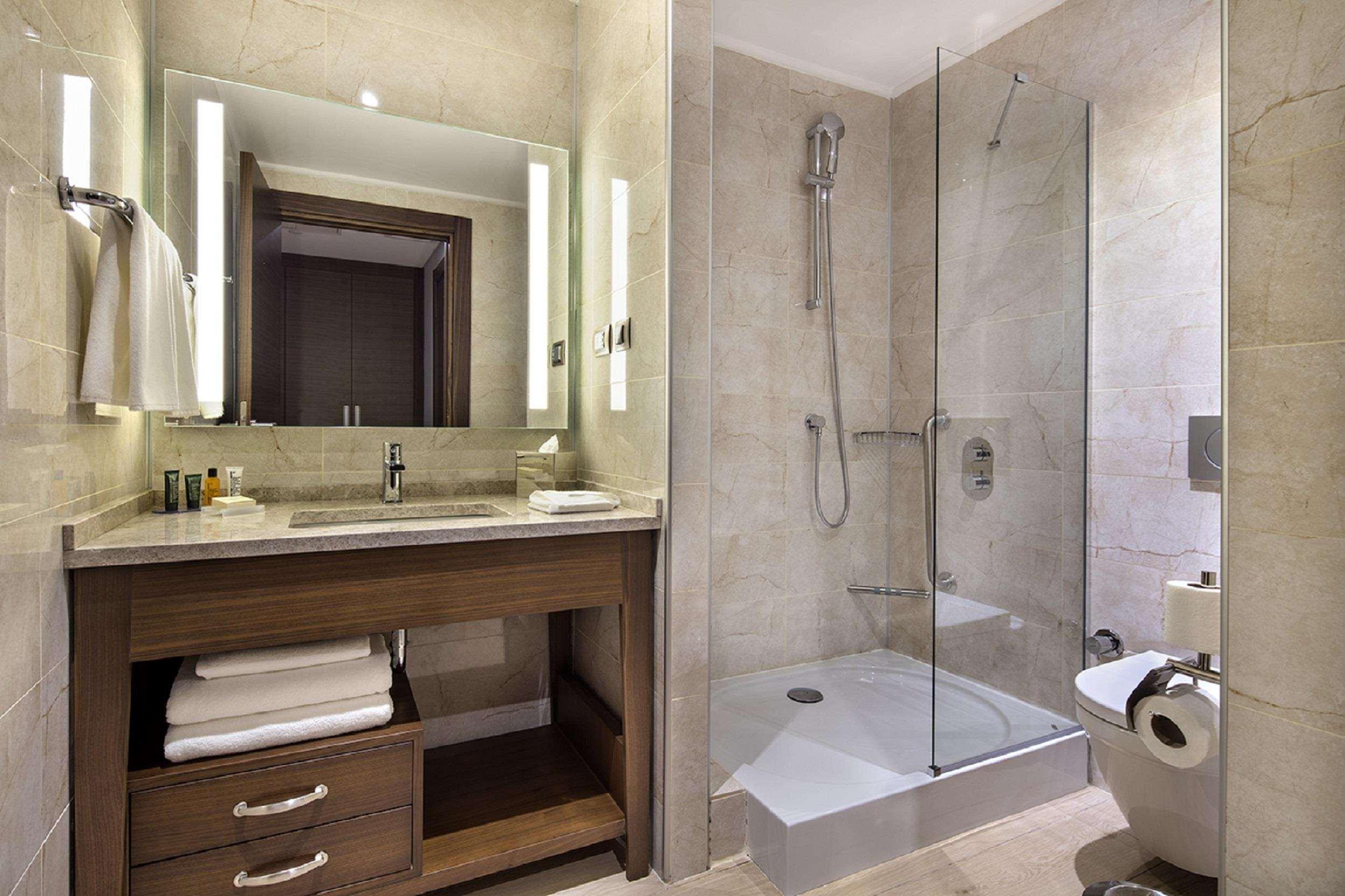 Hilton Garden Bayrakli Hotel İzmir
